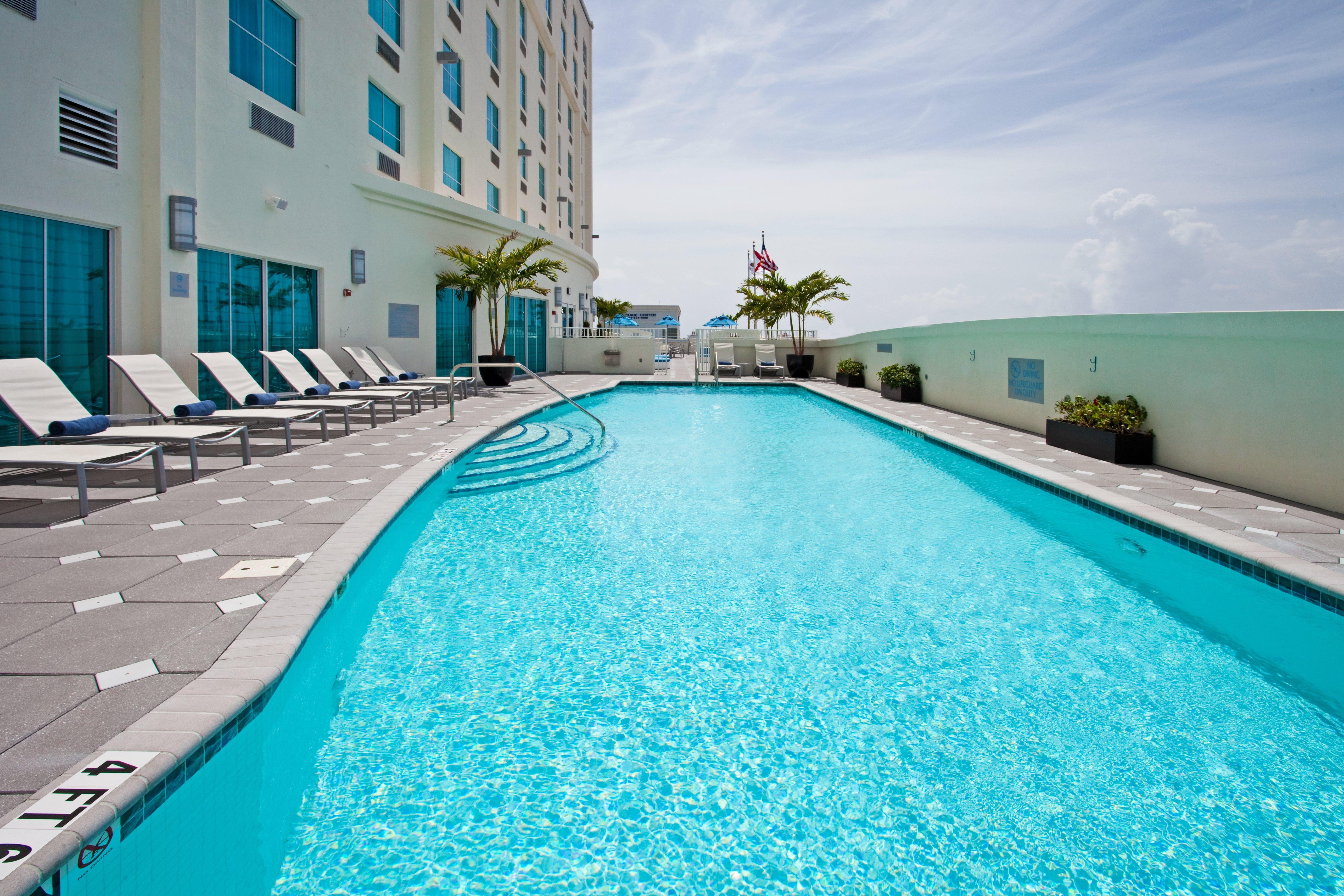 Crowne Plaza Hotel & Resorts Fort Lauderdale Airport/ Cruise, An Ihg Hotel Exterior foto